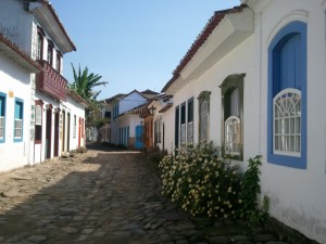 Rua de pedras.